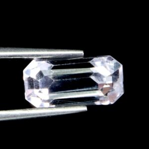 Kunzyt kamień naturalny 2.72ct VVS