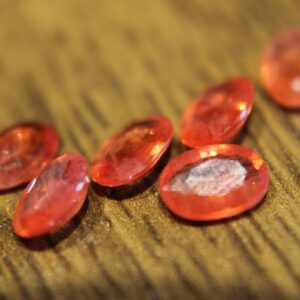 Szafiry kamienie naturalne 4.85ct 6szt.