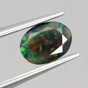 Opal czarny kamień naturalny 0.6ct IF AAA