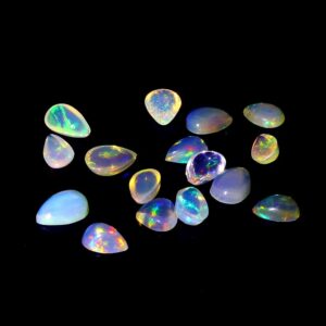 Opale ogniste 4.15ct kamienie naturalne 15 sztuk