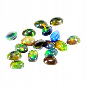 Opale czarne 4.35ct kamienie naturalne 13 sztuk
