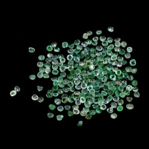Szmaragdy kamienie naturalne 4.03ct 213 sztuk